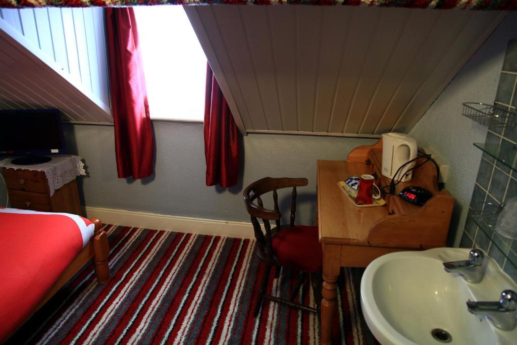 Devon View Guesthouse Swansea Habitación foto
